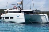 Immagine di 2024 | Sardegna - Arcipelago della Maddalena | Catamarano Luxury | 7 o 14 giorni | skipper e hostess