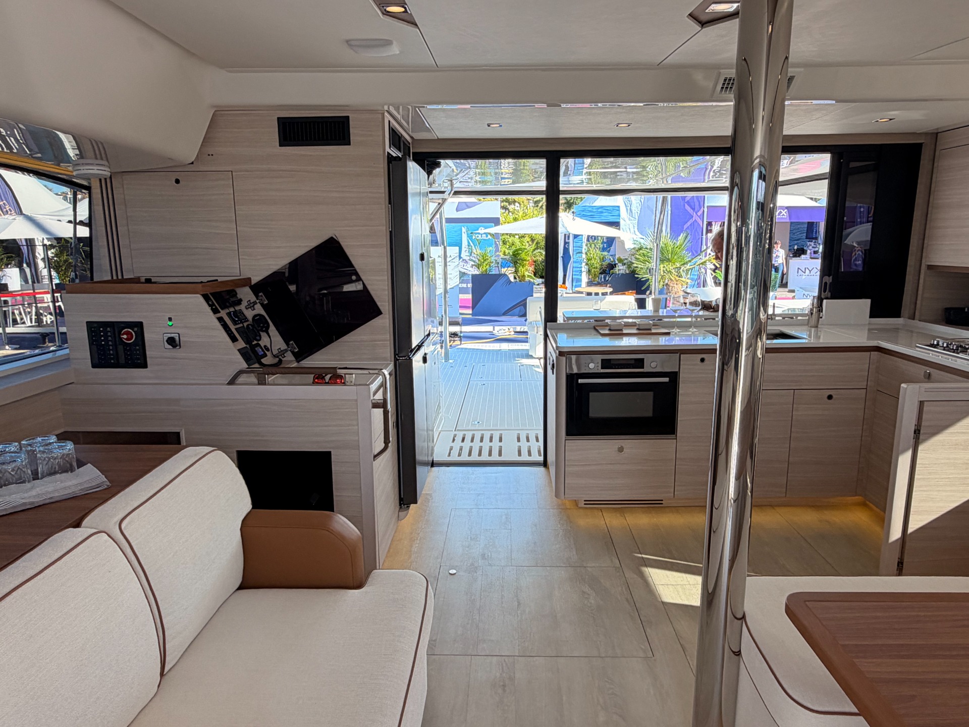 Aquila 45 Sail — flybridge vista I