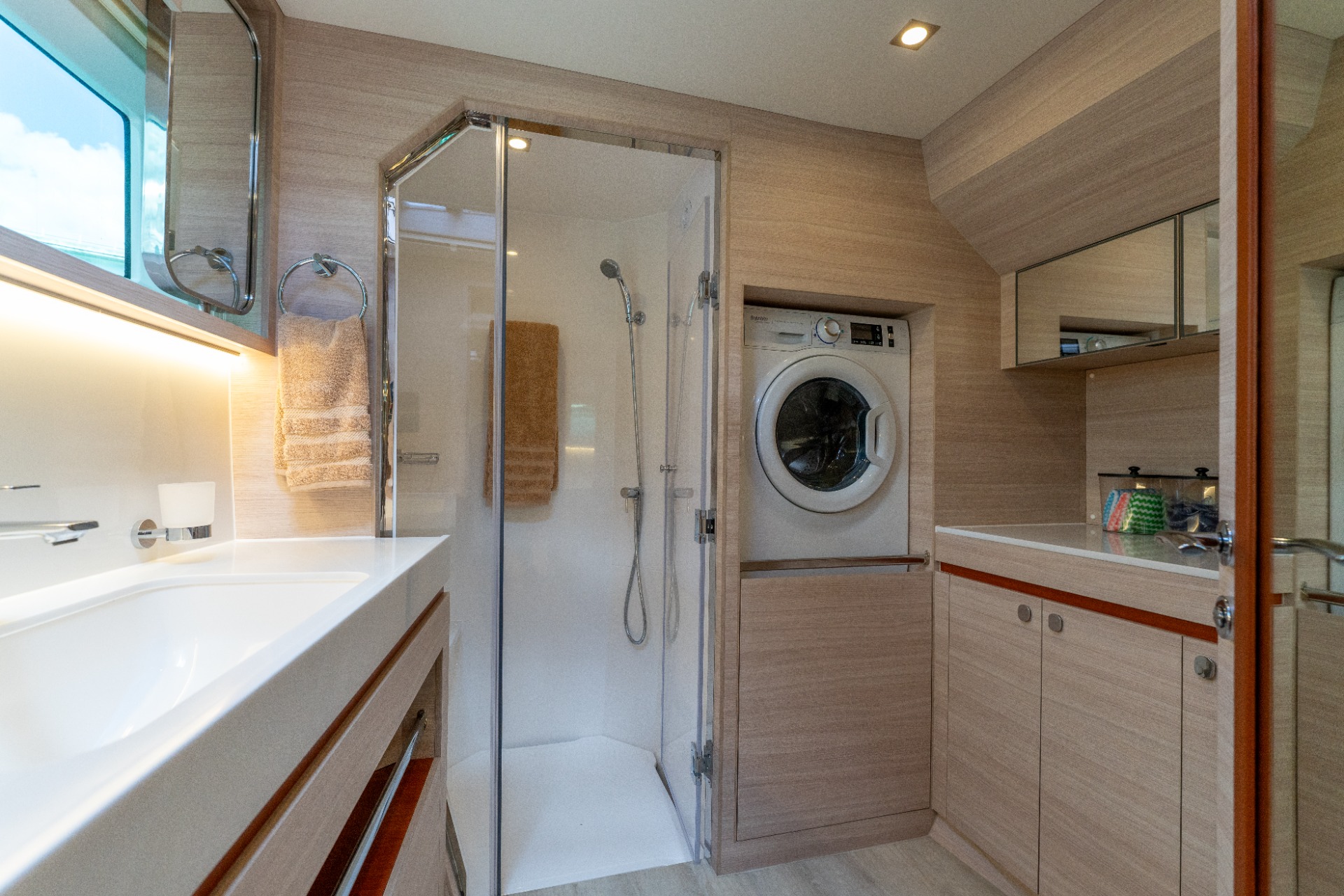 Aquila 50 Sail — bagno armatore III